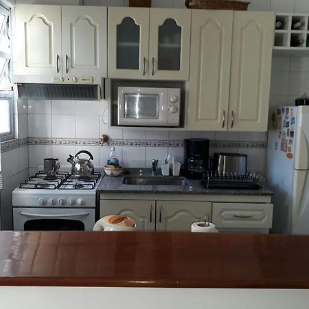Apartamento Lautaro Apartment บัวโนสไอเรส ภายนอก รูปภาพ