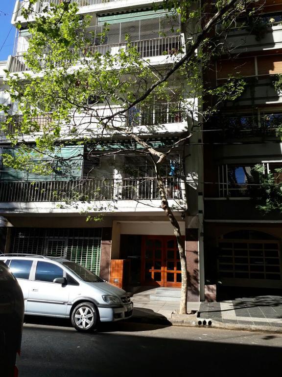 Apartamento Lautaro Apartment บัวโนสไอเรส ภายนอก รูปภาพ
