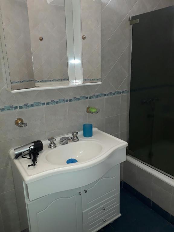 Apartamento Lautaro Apartment บัวโนสไอเรส ภายนอก รูปภาพ