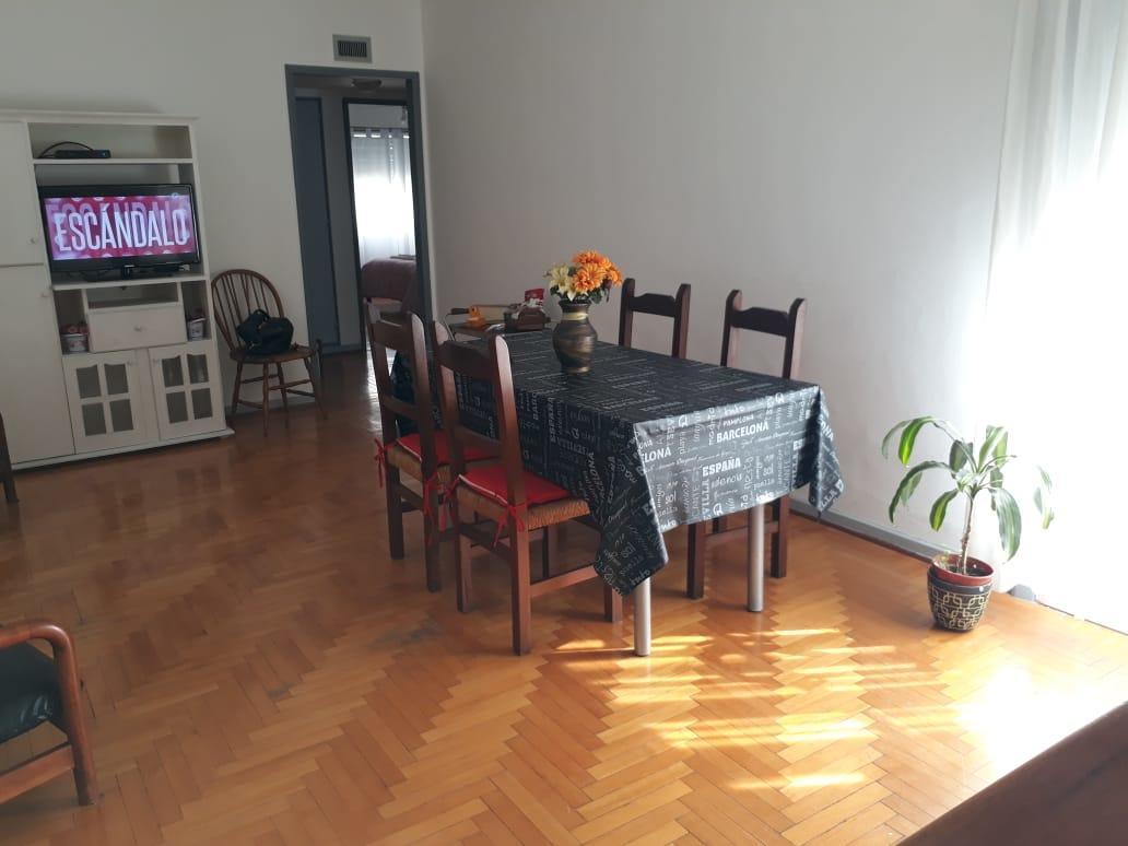 Apartamento Lautaro Apartment บัวโนสไอเรส ภายนอก รูปภาพ